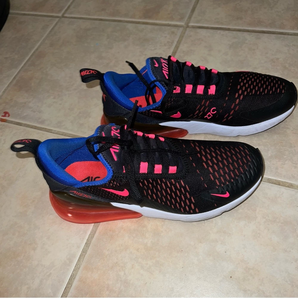 Nike Airmax 270 - LIKE NEW